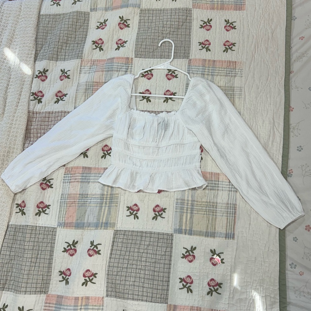 Wild Fable White Long Sleeve Blouse